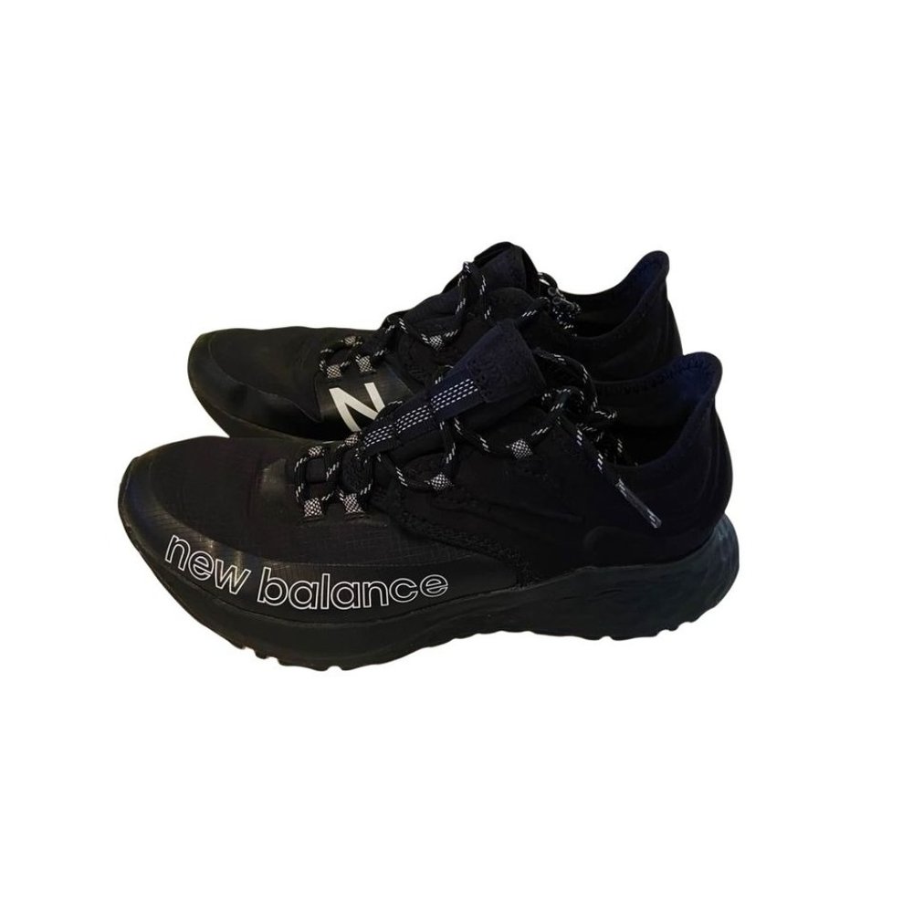 Youth/Boys NB shoes Size 5.5